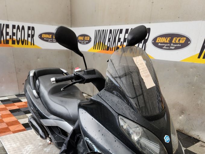 PIAGGIO MP3 125 4