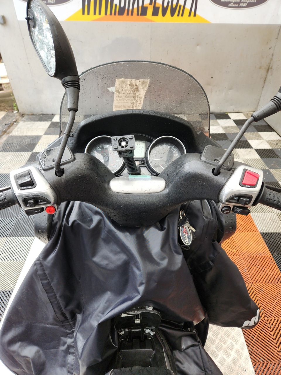 PIAGGIO MP3 125 4