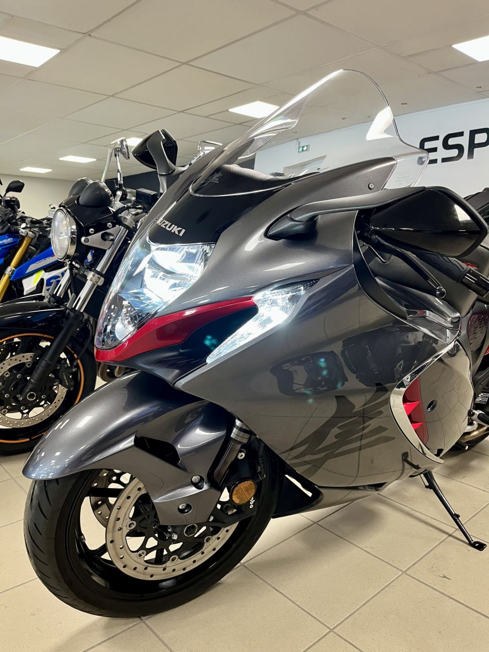 SUZUKI GSX-R 1340 HAYABUSA 4