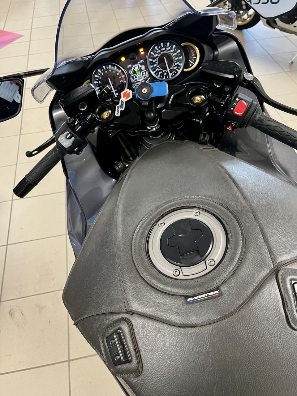 SUZUKI GSX-R 1340 HAYABUSA 4