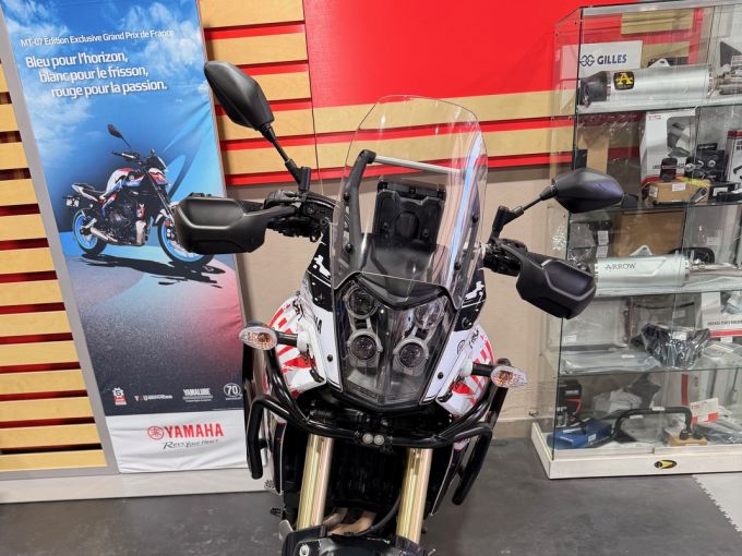 YAMAHA XTZ TENERE 700 4
