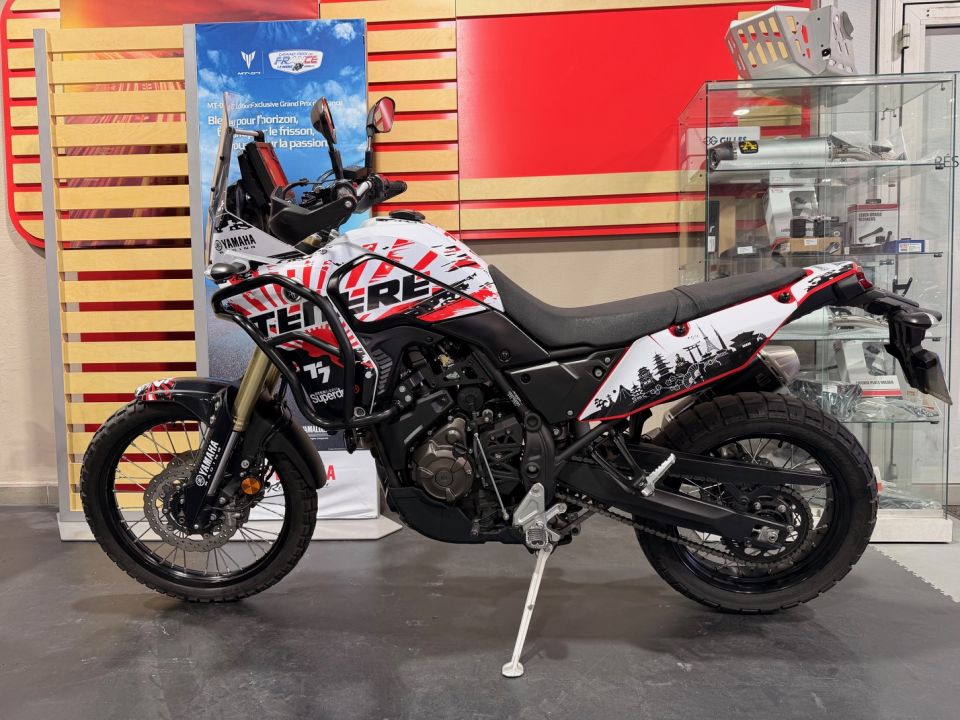 YAMAHA XTZ TENERE 700 4