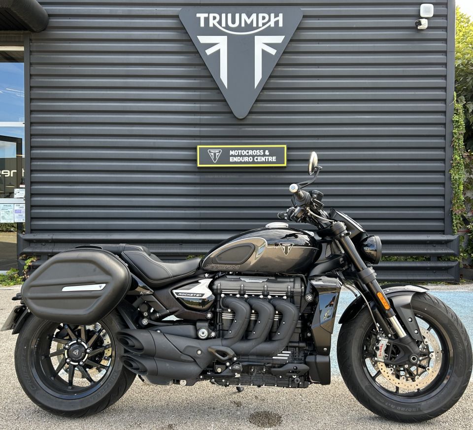 TRIUMPH ROCKET 3 R STORM 4