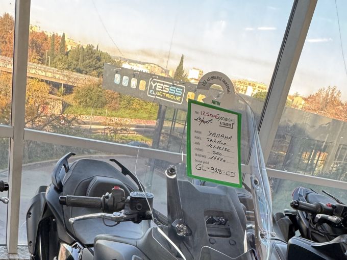 YAMAHA XP T-MAX 560 TECH MAX 4