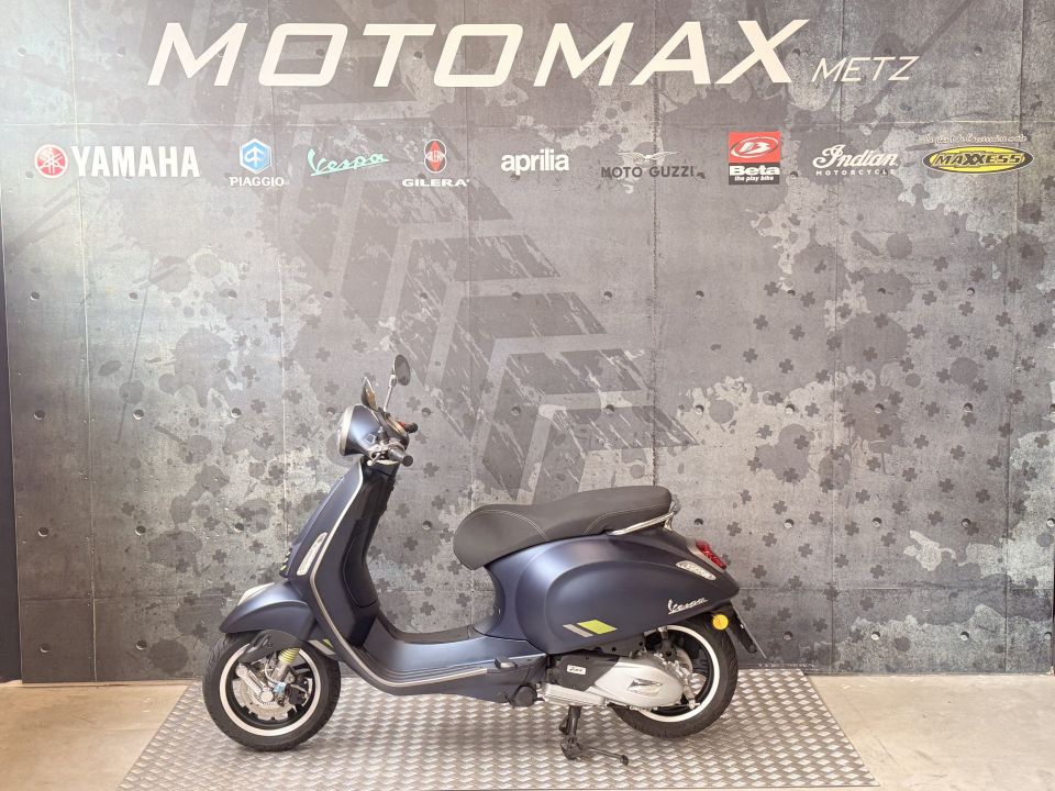 VESPA PRIMAVERA 125 4