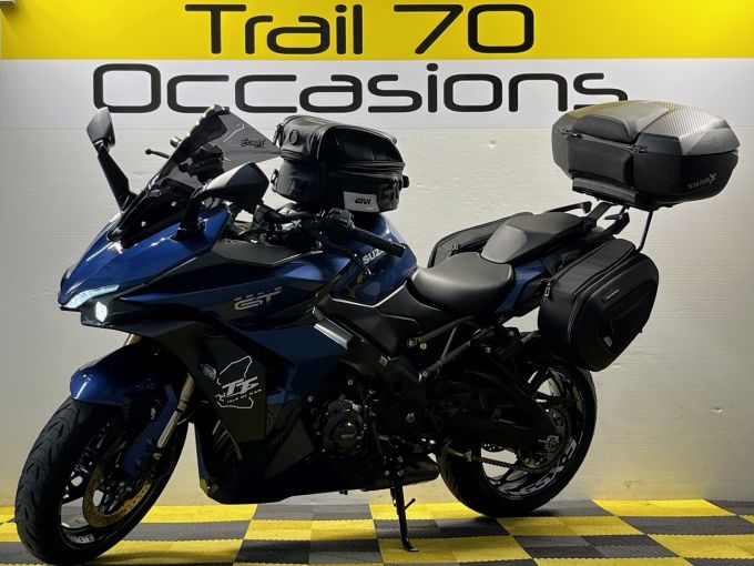 SUZUKI GSX-S 1000 GT 4