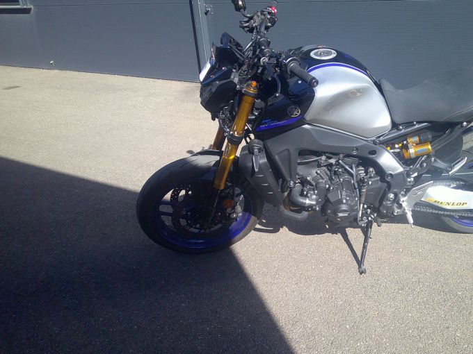 YAMAHA MT-09 4