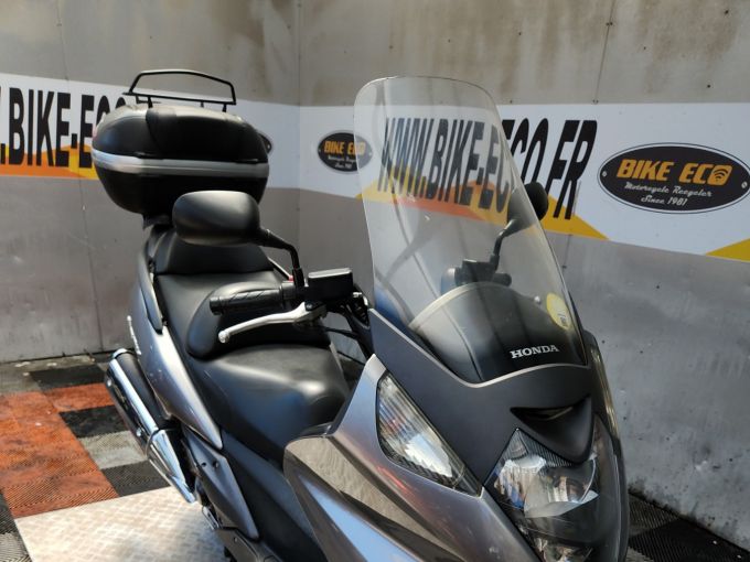HONDA fjs 400 silverwing 4