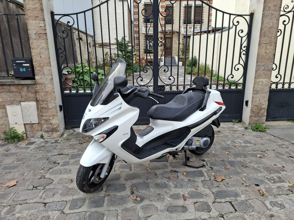 PIAGGIO 125 X-EVO 4