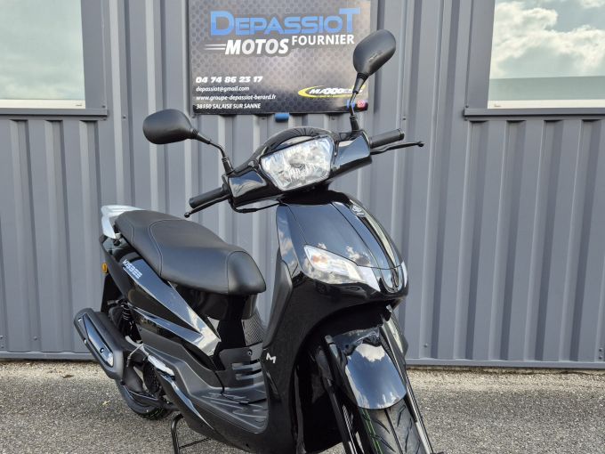 PEUGEOT KISBEE M 4