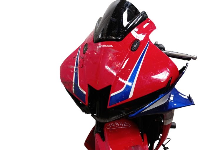 HONDA CBR 600 RR 4