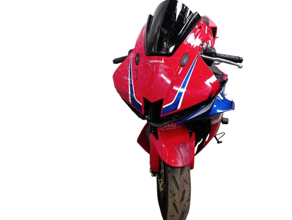 HONDA CBR 600 RR 4