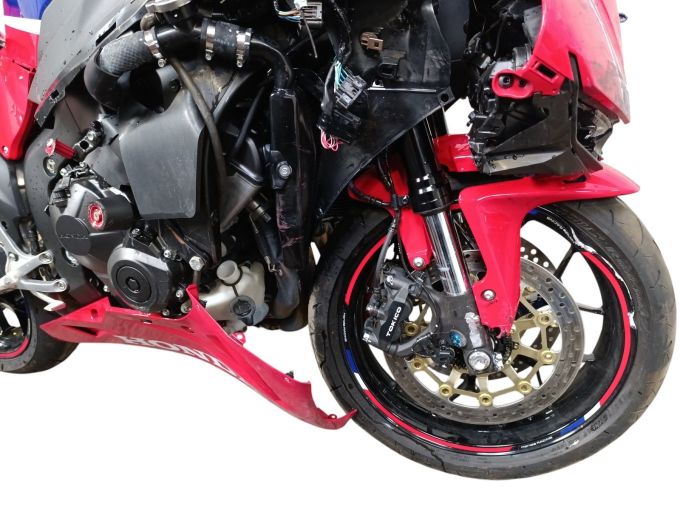 HONDA CBR 600 RR 4