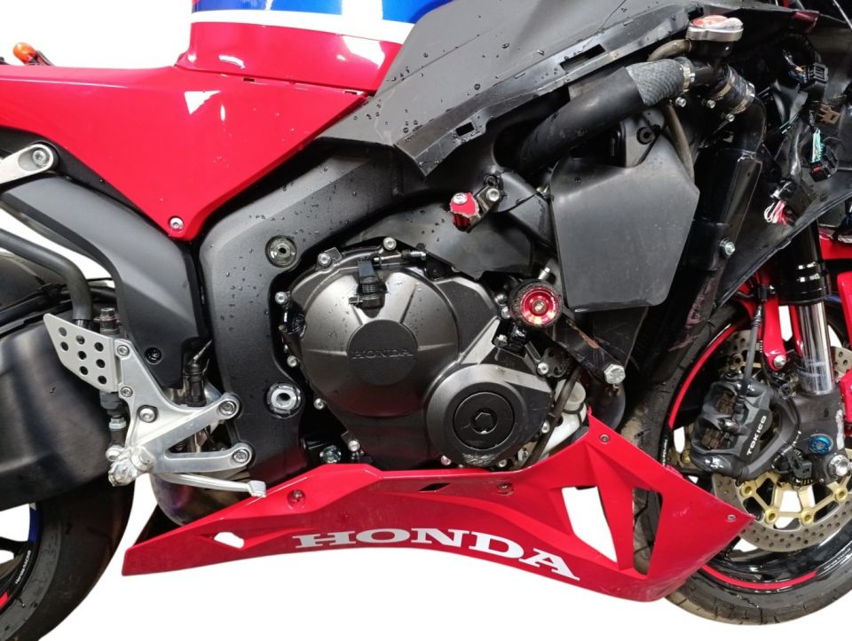 HONDA CBR 600 RR 4