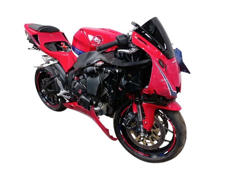 HONDA CBR 600 RR 4