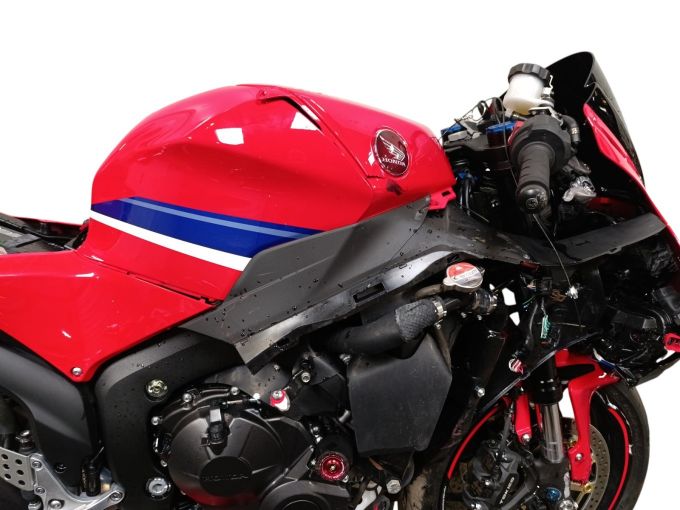 HONDA CBR 600 RR 4