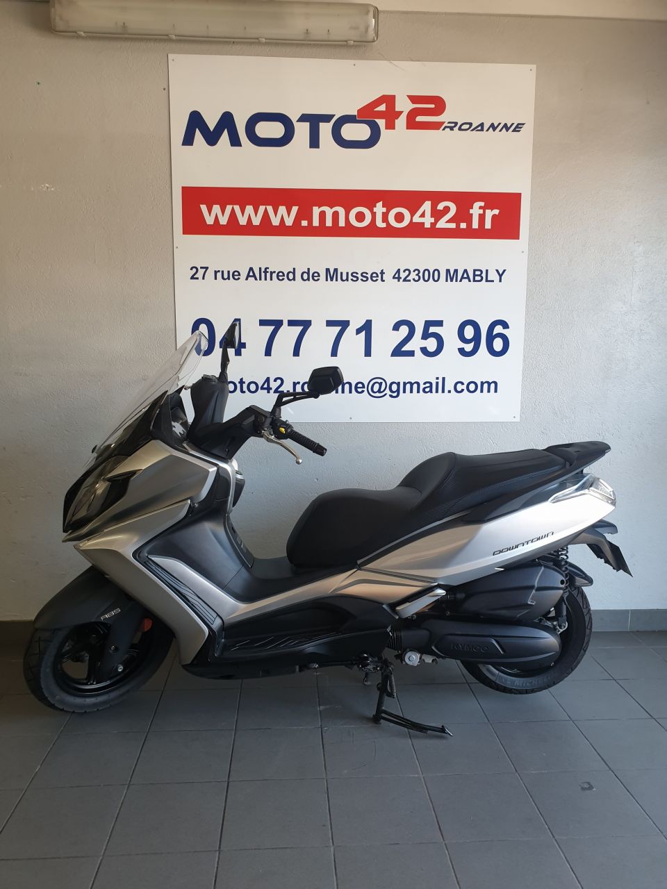 KYMCO DOWNTOWN 125 4