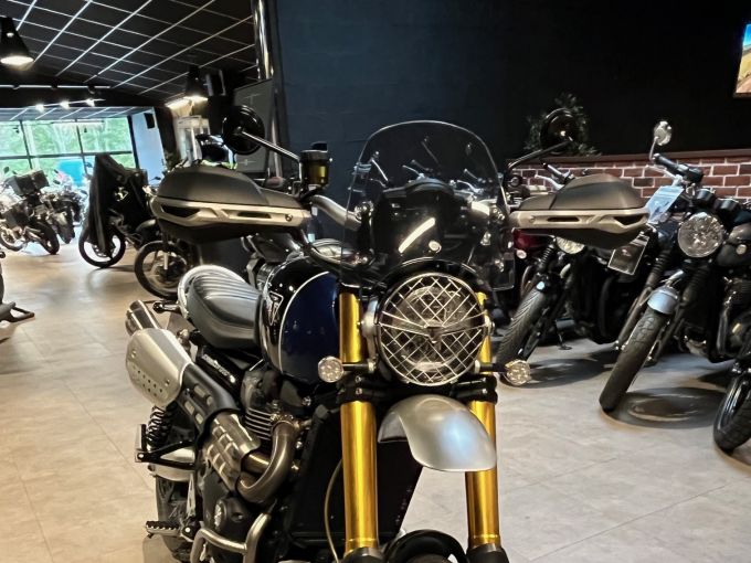 TRIUMPH SCRAMBLER 1200 XE 4