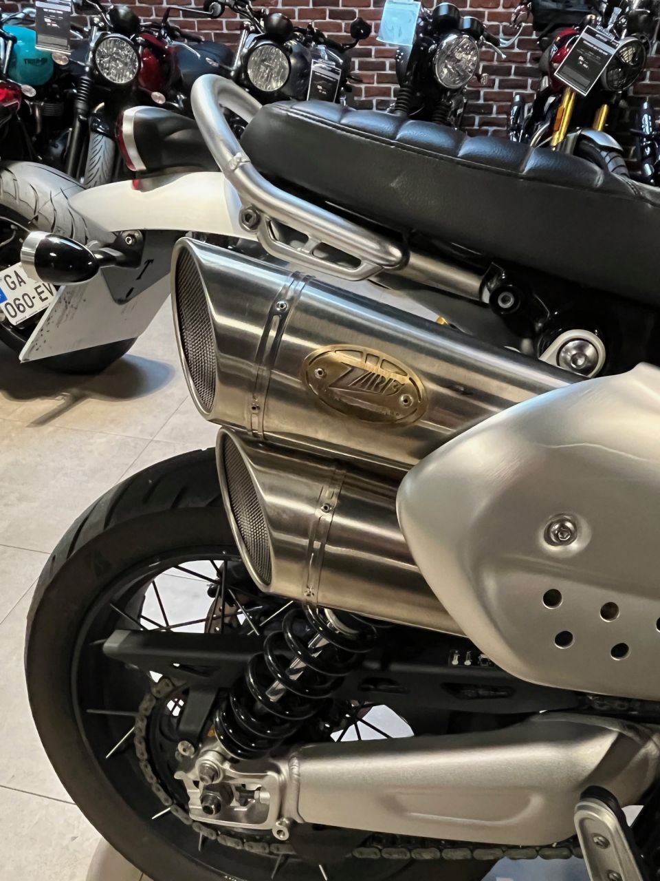 TRIUMPH SCRAMBLER 1200 XE 4