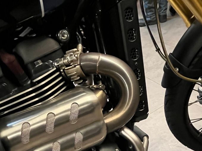 TRIUMPH SCRAMBLER 1200 XE 4