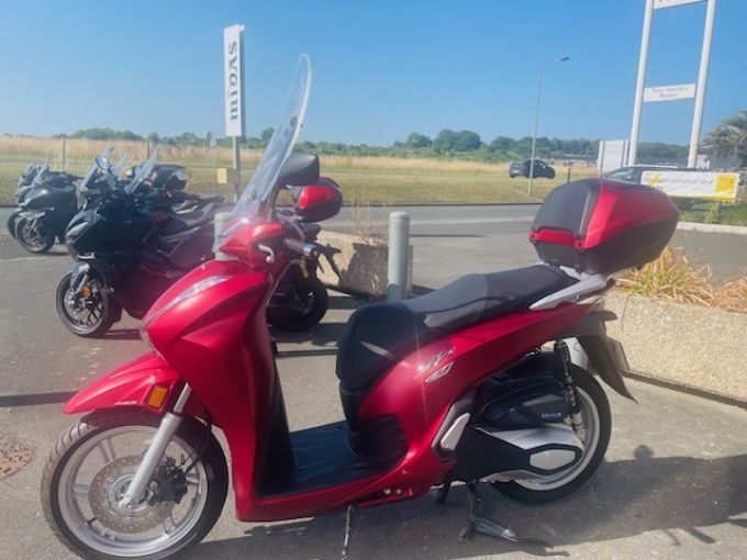 HONDA SH350i 4