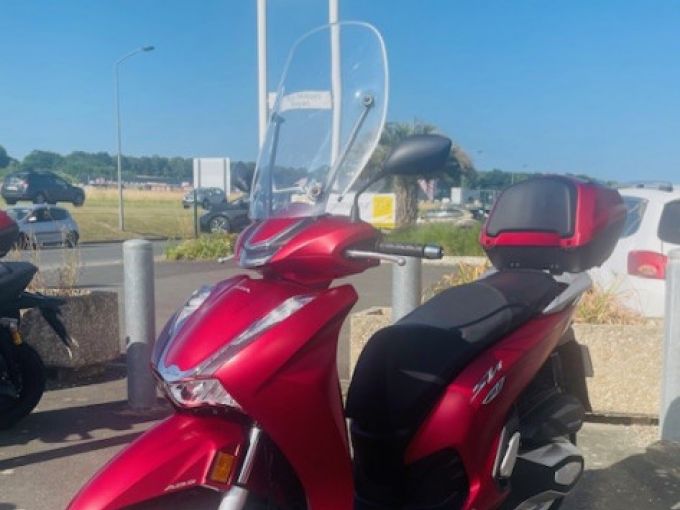 HONDA SH350i 4