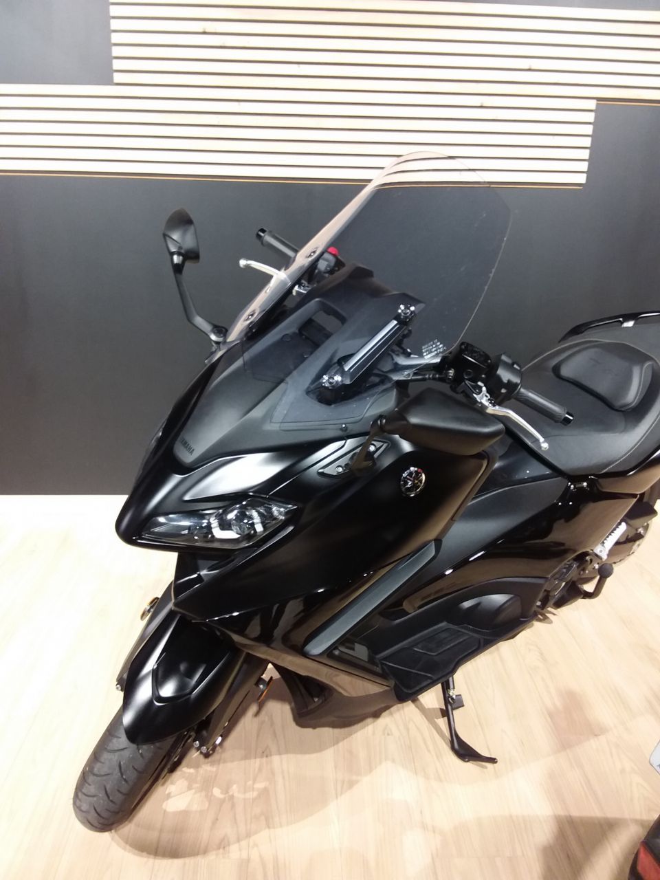 YAMAHA XP T-MAX 560 TECH MAX 4