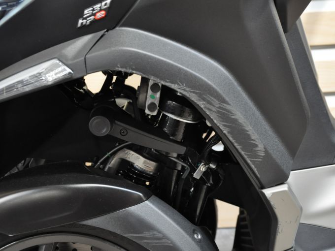 PIAGGIO MP3 530 HPE EXCLUSIVE 4