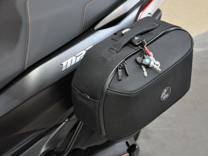 PIAGGIO MP3 530 HPE EXCLUSIVE 4