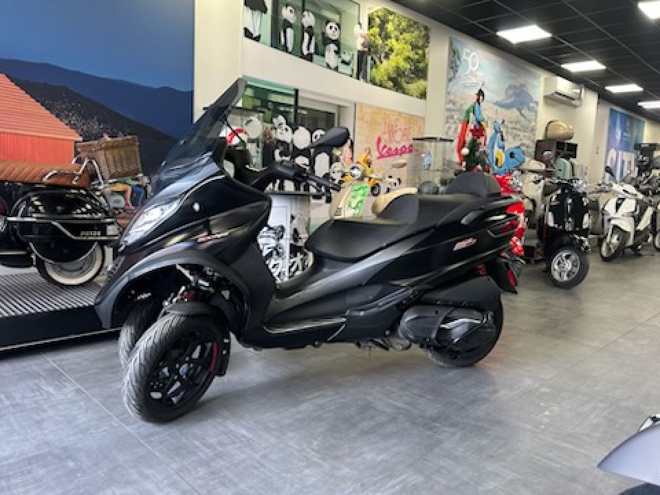 PIAGGIO MP3 500 HPE SPORT ADVANCED ABS ASR 4