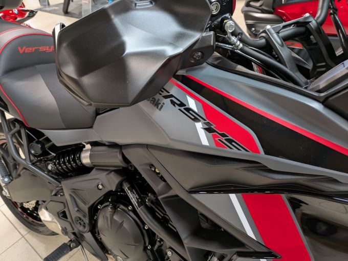 KAWASAKI VERSYS 650 4
