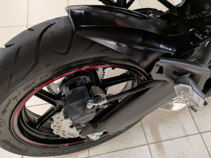 KAWASAKI VERSYS 650 4