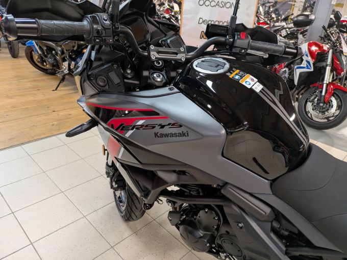 KAWASAKI VERSYS 650 4