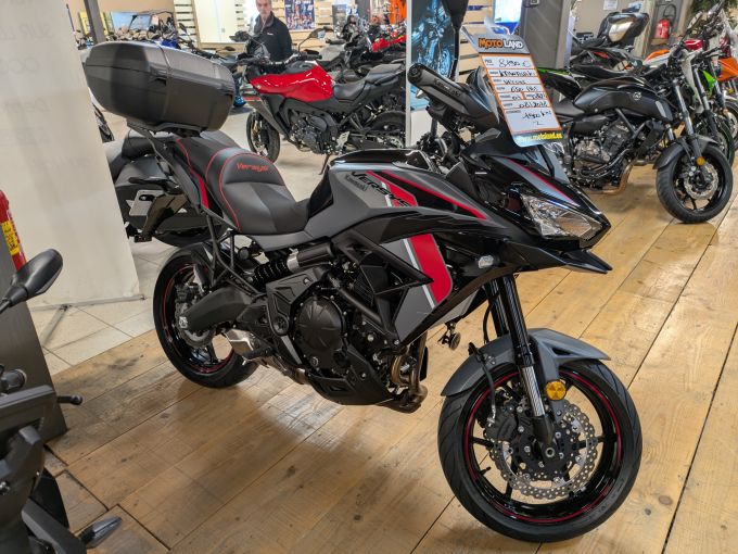 KAWASAKI VERSYS 650 4