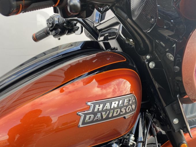 HARLEY-DAVIDSON TOURING STREET GLIDE 1977 CVO  4