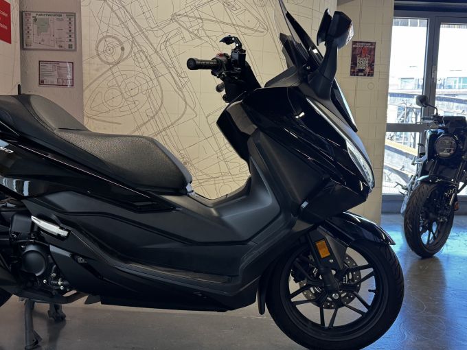 HONDA NSS FORZA 350 4