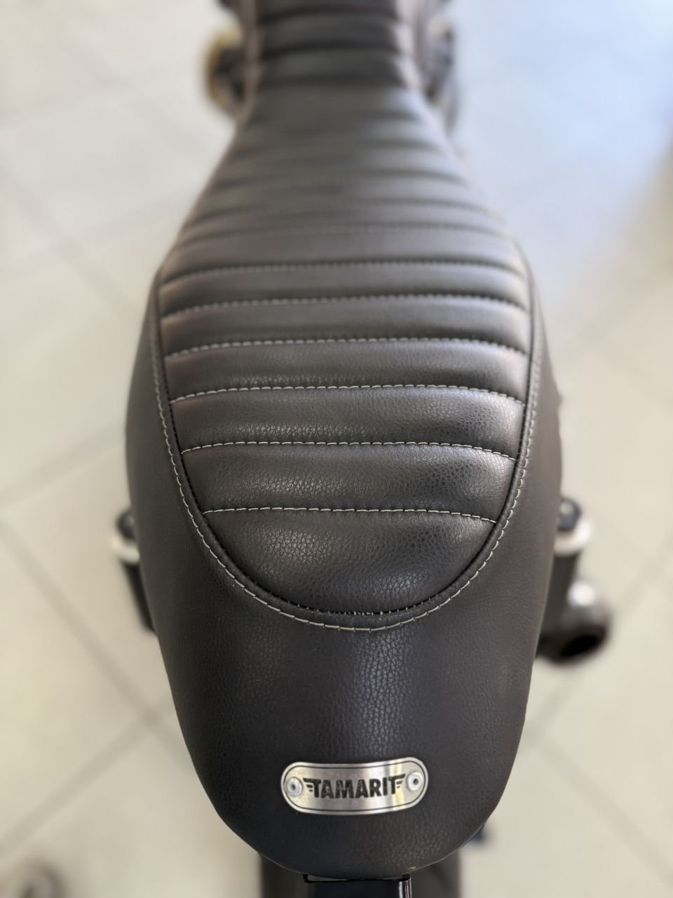 TRIUMPH THRUXTON 1200 R 4