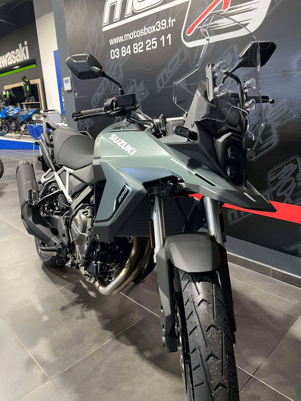 SUZUKI V-STROM 800SE 4