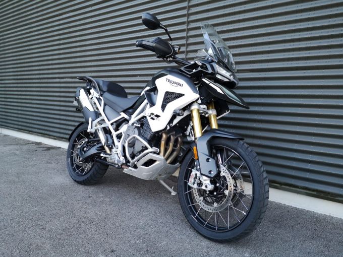 TRIUMPH TIGER 1200 RALLY PRO 4