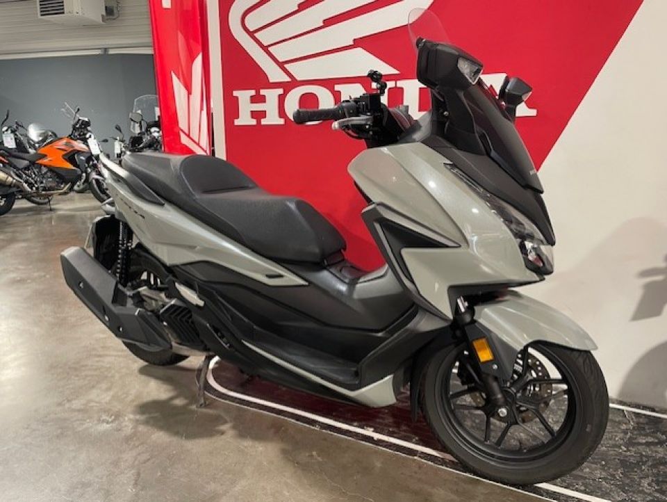 HONDA NSS FORZA  125AD 4