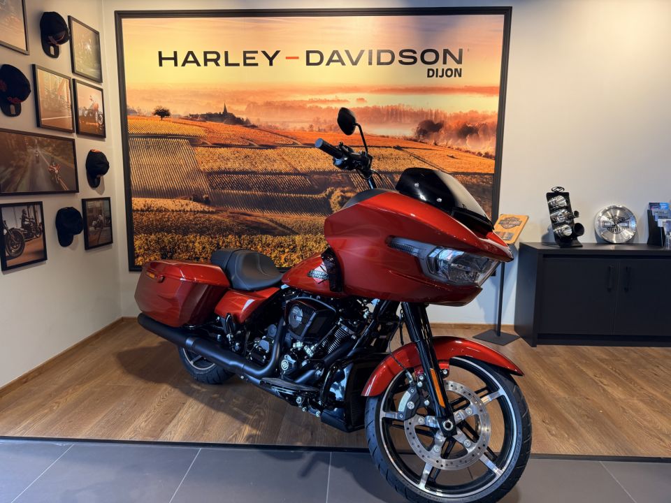 HARLEY-DAVIDSON TOURING ROAD GLIDE 1923 4