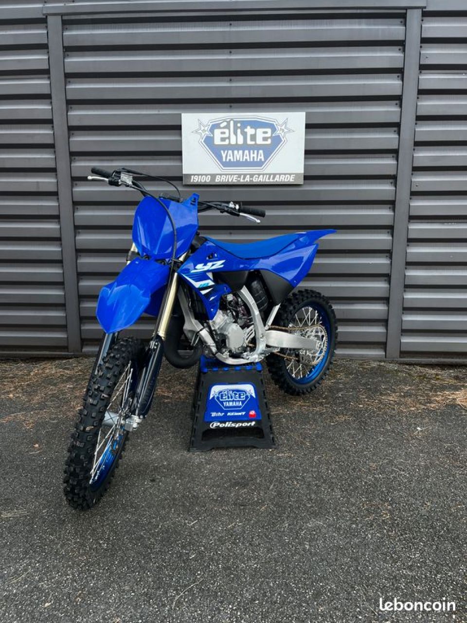 YAMAHA YZ 125 4
