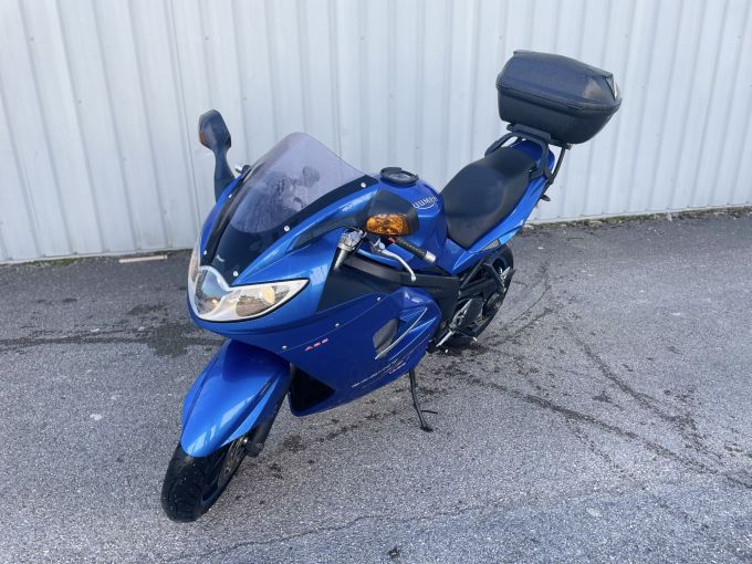 TRIUMPH SPRINT 1050 ST 4