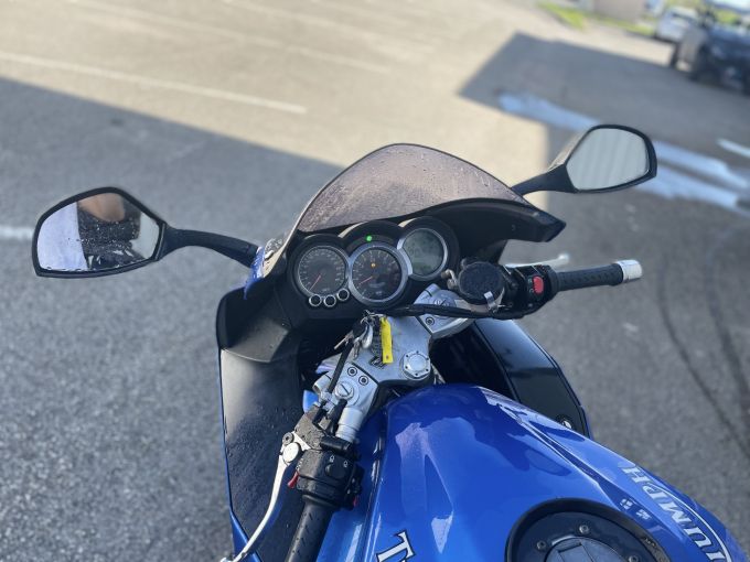 TRIUMPH SPRINT 1050 ST 4