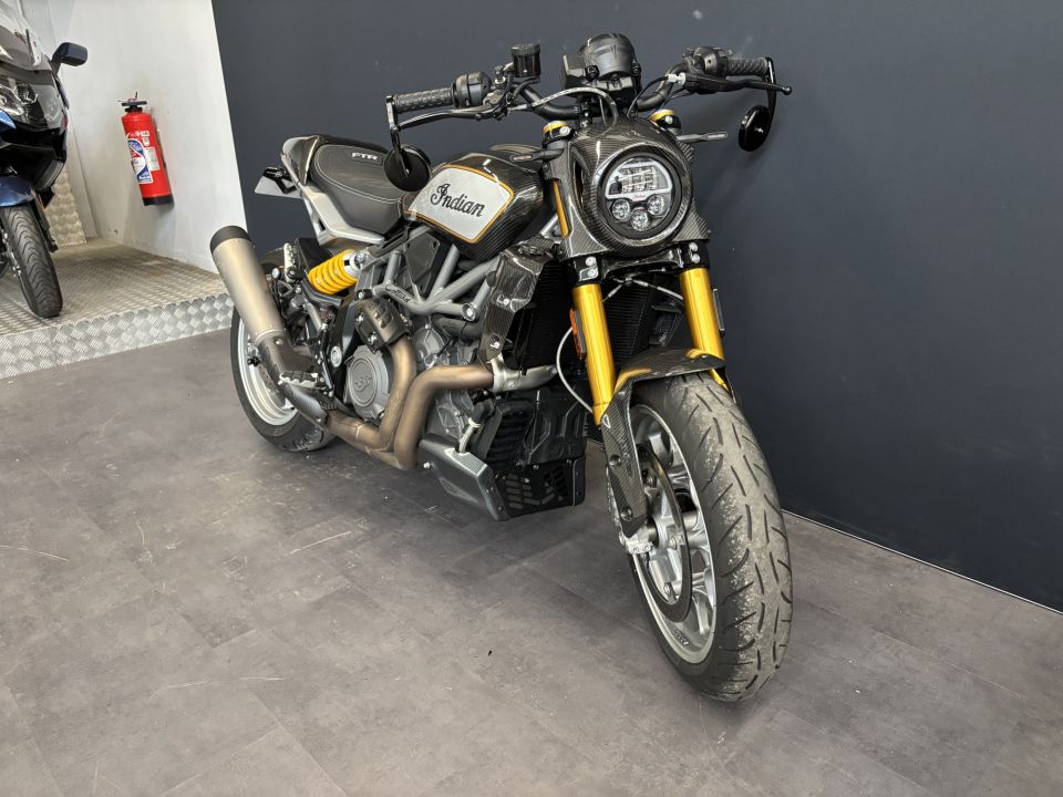 INDIAN FTR 1200 R CARBON 4