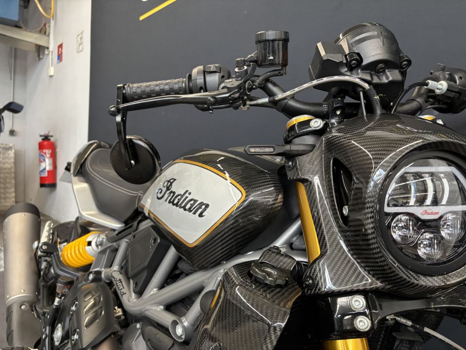 INDIAN FTR 1200 R CARBON 4