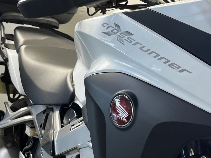 HONDA CROSSRUNNER 4