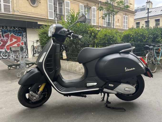VESPA GTS 125IE SUPER 4
