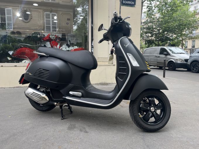 VESPA GTS 125IE SUPER 4