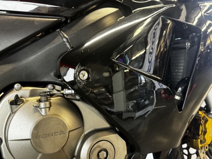 HONDA CBR 600 RR 4